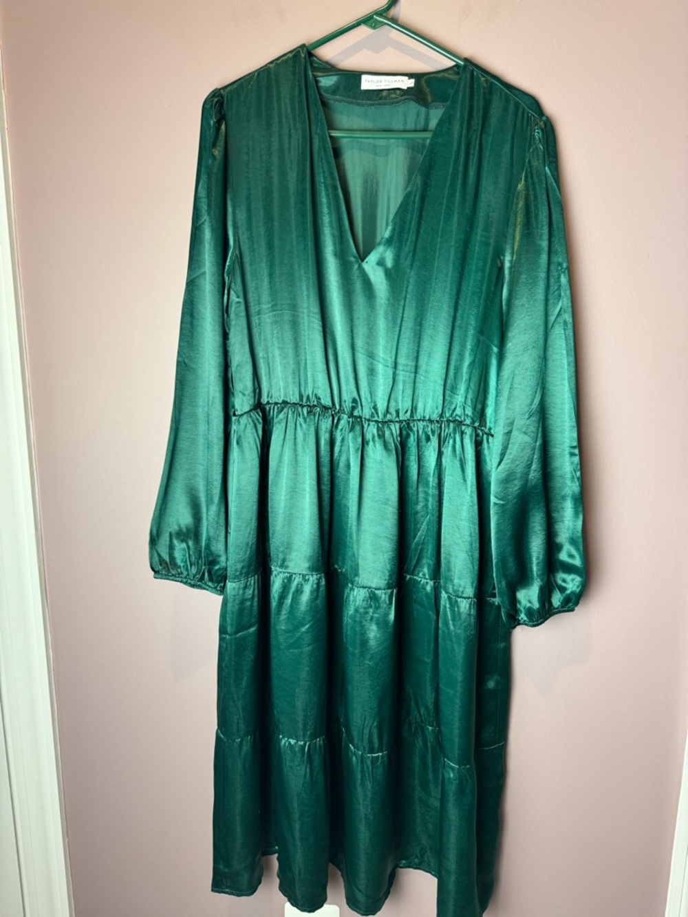 Taylor Tillman Green Satin Shiny Dress L - Picture 2 of 9